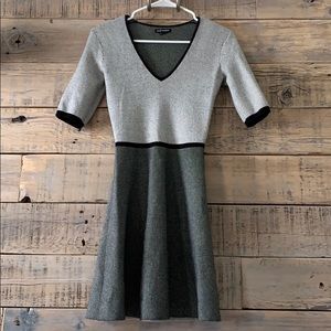 Club Monaco vneck short-sleeve fit and flare dress